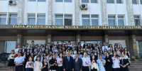В Кызыле 40 выпускников окончили школы с золотыми медалями, 47 – с серебряными - Администрация г. Кызыл