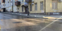 Переулок Соборный в Ростове затопило кипятком из-за порыва - DonDay.Ru