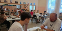 В Ракитном прошёл турнир, посвящённый Международному дню шахмат. - Ракитянский район