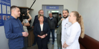 Обновленную по нацпроекту женскую консультацию в Островской межрайонной больнице осмотрел Михаил Ведерников - Губернатор Псковской области