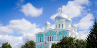 В день особого почитания Казанской иконы Божией Матери митрополит Георгий совершил богослужения в Свято-Троицком Серафимо-Дивеевском монастыре - Нижегородская епархия