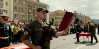 Курсанты первого набора Военно-учебного центра при СКГА принесли военную присягу - Правительство Карачаево-Черкесской Республики