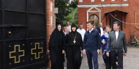 Воробьёв посетил Покровский монастырь в День Казанской иконы Божией Матери - РТВ-Подмосковье