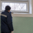 Как заменить окно в подъезде - Репортер и время