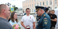 Глава МЧС России передал Тверскому пожарно-спасательному гарнизону спецтехнику и наградил отличившихся сотрудников - МЧС России