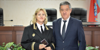 Вручение удостоверения заместителю председателя суда Ильичевой Ларисе Юрьевне - Арбитражный суд