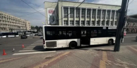 11-летний мальчик попал под автобус на Советcкой - Gorod48.ru