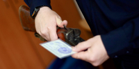 Сдать оружие за деньги или передать его бойцам СВО могут жители в ЕАО - РИА Биробиджан