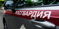 Росгвардейцы помогли лежащему без движения астраханцу - Astrakhanpost.Ru