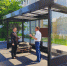 Сергей Завьялов, Олег Лекомцев на остановке. - МО Кирово-Чепецк