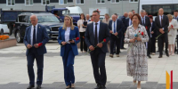 Вице-губернатор Дмитрий Маслов возложил цветы к памятнику фронтовой медсестре «Маруся» под Воронежем - РИА Воронеж
