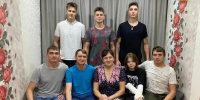 Семья Егоровых из Урмарского округа - Две семьи из Чувашии получили медали ордена «Родительская слава»:  многодетные семьи - Газета Грани