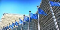 ЕС введет ограничения против еще 32 российских банков, а также криптофирм - M24.Ru