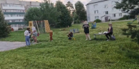 В Первомайске молодые мамы распивали алкоголь и курили на детской площадке - Нижегородская правда