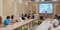 В преддверии профессионального праздника в администрации района наградили лучших представителей отрасли - Администрация г. Барнаул