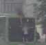 Шокирующее видео с катающимися на крыше автобуса детьми сняли в Кирове - ProGorod.Ru