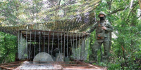 БТР и без трех колес дает жару - Мурманский вестник