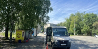 В Саранске маршрутка боковым зеркалом задела женщину, шедшую по тротуару - Столица С