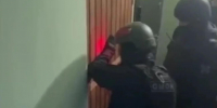 Появилось видео задержания подростка, устроившего пожар на железной дороге в Петербурге - Spbdnevnik.ru
