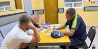В ходе мониторинга сети Интернет полицейские обнаружили видеозапись, на которой зафиксировано, как водитель автомобиля BMW, двигаясь по Лесопарковому шоссе в Тольятти, неоднократно нарушал ПДД.   - НИА Самара