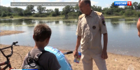 «Родители, следите за детьми»: очередной рейд у воды провели в Хабаровске спасатели и полиция - ГТРК Дальневосточная