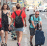 Нет денег или нет бензина? Петербург недосчитался туристов в высокий сезон | Источник: Михаил Огнев / FONTANKA.RU - 29.Ru