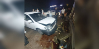 Автомобиль в Улан-Удэ въехал в продуктовый киоск - Газета Номер один