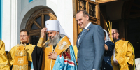 Митрополит Зиновий совершил молебен перед прибывшей в кафедральный собор святыней - Саранская епархия