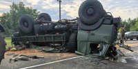 Военный автомобиль попал в смертельное ДТП на трассе в Белоруссии - Комсомольская Правда