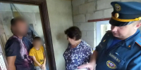 В ходе рейда на территории Лопатинского сельсовета были посещены неблагополучные семьи, семьи находящиеся в социально опасном положении - Лопатинский район