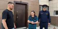 В Ханты-Мансийске росгвардейцы вынесли из огня 93-летнюю труженицу тыла - ИД Новости Югры