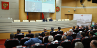 Рустам Минниханов поручил развивать сотрудничество с компаниями по выпуску полимеров и металлов - ГТРК Татарстан