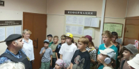Ребята РВО "Родина" посетили Нейский районный суд в с. Парфеньево - Нейский районный суд