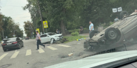 Шокирующие кадры: автомобиль перевернулся в центре Пензы - Progorod58.Ru