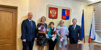 Почётным знаком губернатора Мурманской области «За оказание помощи и поддержку при проведении СВО «СВОих не бросаем» отмечены жители Мончегорска - Город Мончегорск