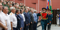Олег Мельниченко поздравил пензенских следователей с профессиональным праздником - Правительство
