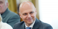Алексей Беспрозванных поздравил работников торговли с профессиональным праздником - Kaskad.TV