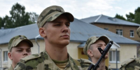 В Сыктывкаре состоялась торжественная присяга для военнослужащих по призыву - Твоя Параллель