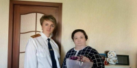 Следователи Мурманской области поздравили с профессиональным праздником ветерана службы Елену Линар - Мурманский вестник