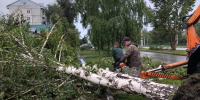 В Ленинском районе устраняют последствия непогоды - Администрация г. Барнаул