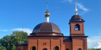 В достраивающемся салминском храме в престольное торжество прошло праздничное богослужение - Саранская епархия