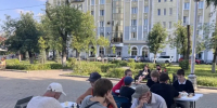 Шахматы в сквере имени В. Г. Белинского: ждём всех желающих! - Комитет по физкультуре и спорту