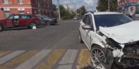 В Белгороде на проспекте Славы женщина на «Мерседесе» проехала на красный - Сетевое издание Победа 31