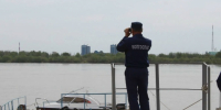 Под Астраханью перевернулась лодка с людьми, одну женщину ищут - Bloknot-Astrakhan.Ru