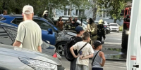 Прилетели скорая и пожарные: на парковке в Сызрани в жару вспыхнула легковушка - КТВ-ЛУЧ