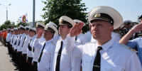 В Астрахани торжественно отметили День ВМФ - Астрахань 24