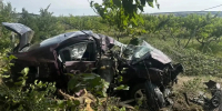 В Бахчисарайском районе двое мужчин погибли в ночном ДТП></div>
	<div class= - Вести.Севастополь