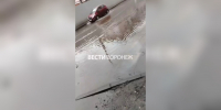 В Воронеже затопило улицу у Центрального автовокзала - ГТРК Воронеж
