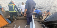 В Энгельсе мужчина и женщина, катавшиеся на сапах, не смогли вернуться на берег из-за сильного ветра - ИА Версия-Саратов