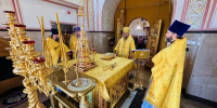 Архипастырский визит в Новый Уренгой. Литургия в Богоявленском храме - Салехардская епархия